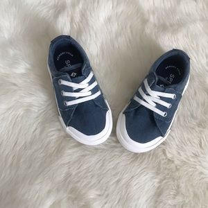 Toddler Sperry’s
